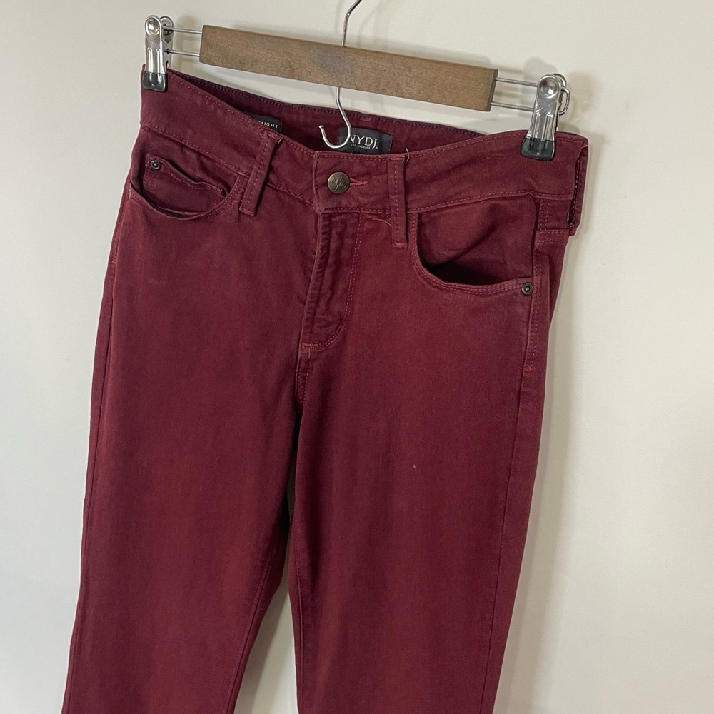 Women’s 4 NYDJ Maroon Pants Straight Leg Lifting Tuck Contouring Denim Jeans - Picture 1 of 13